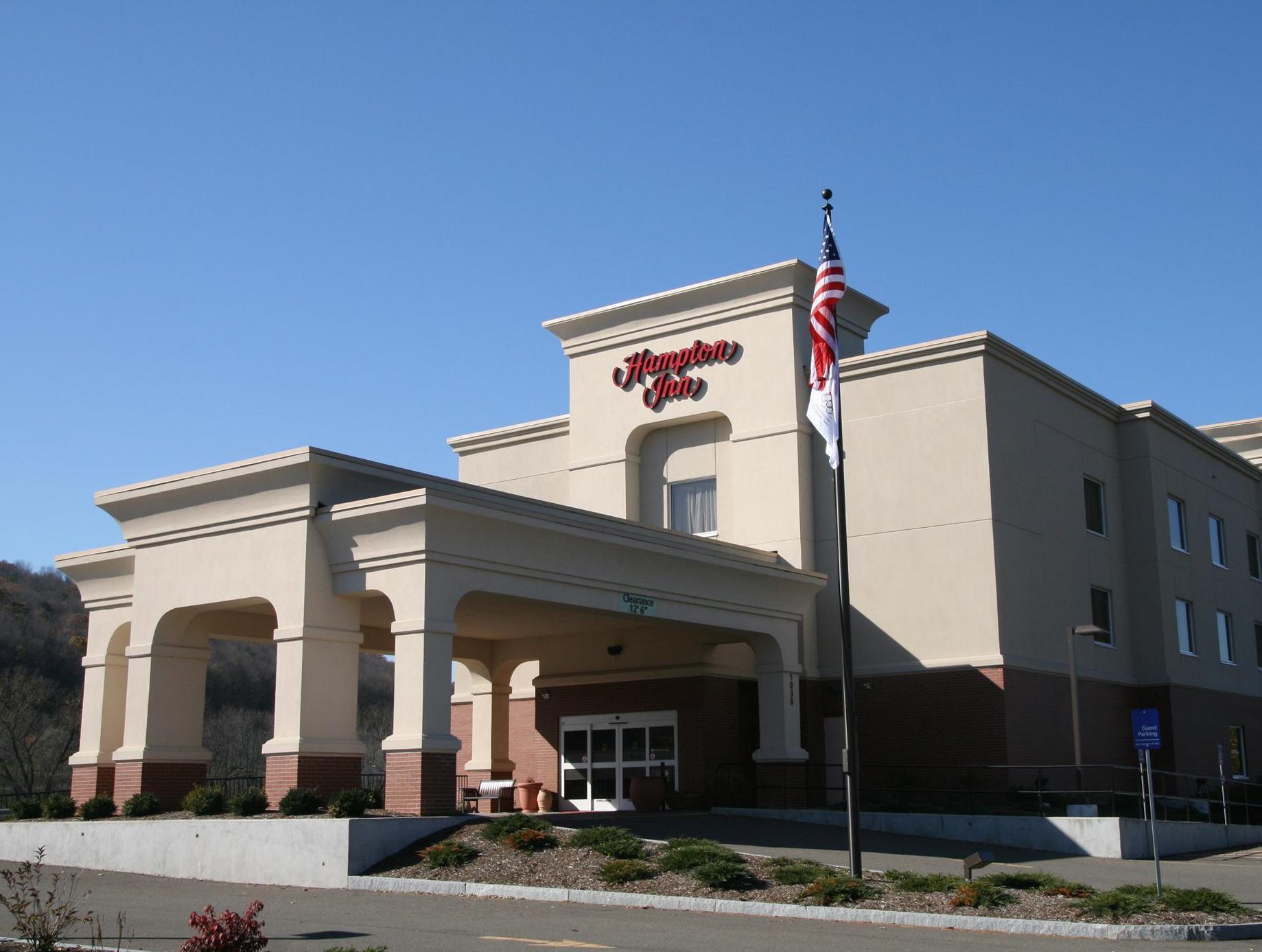 Hampton Inn Owego Kültér fotó