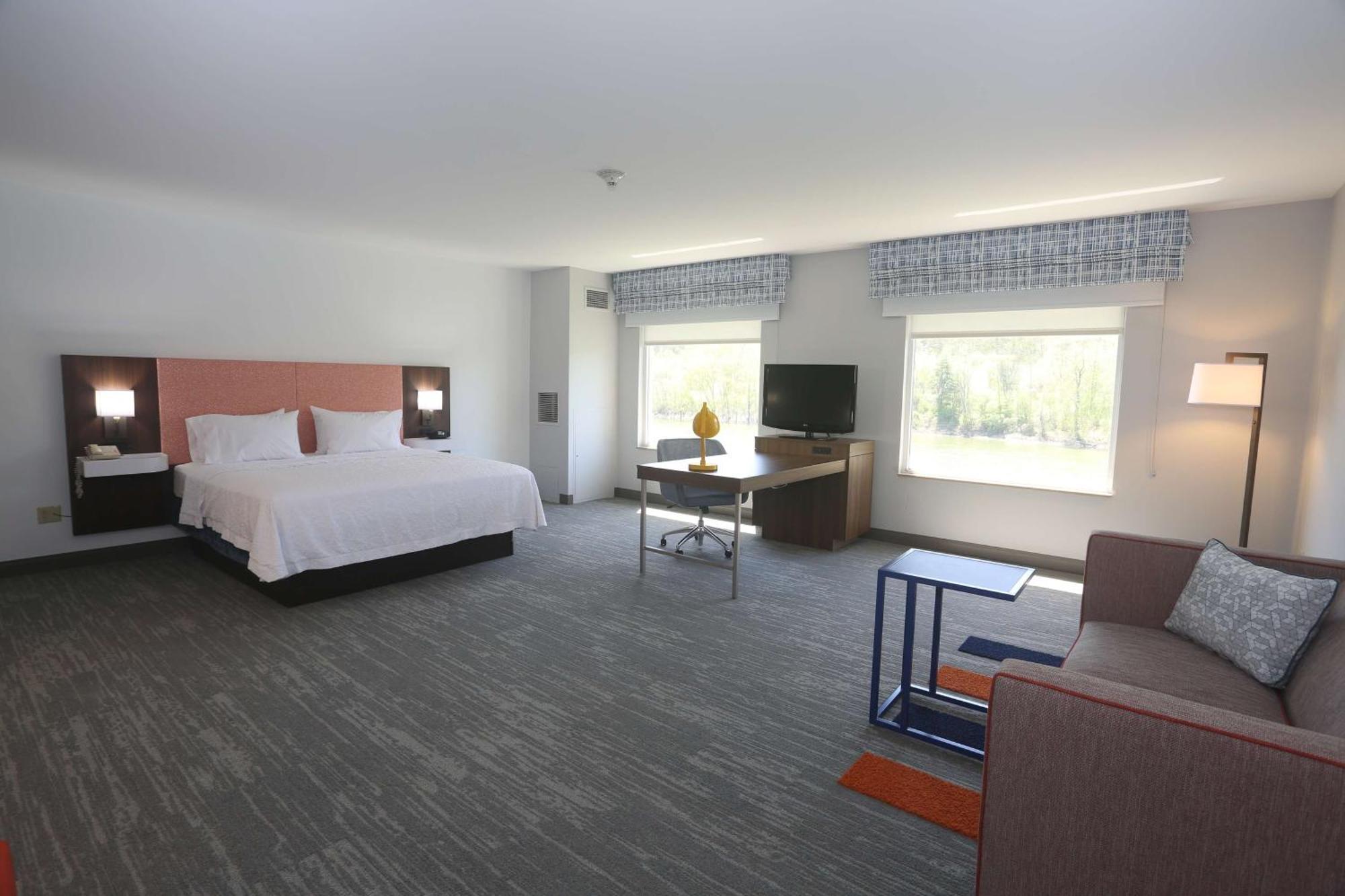 Hampton Inn Owego Kültér fotó