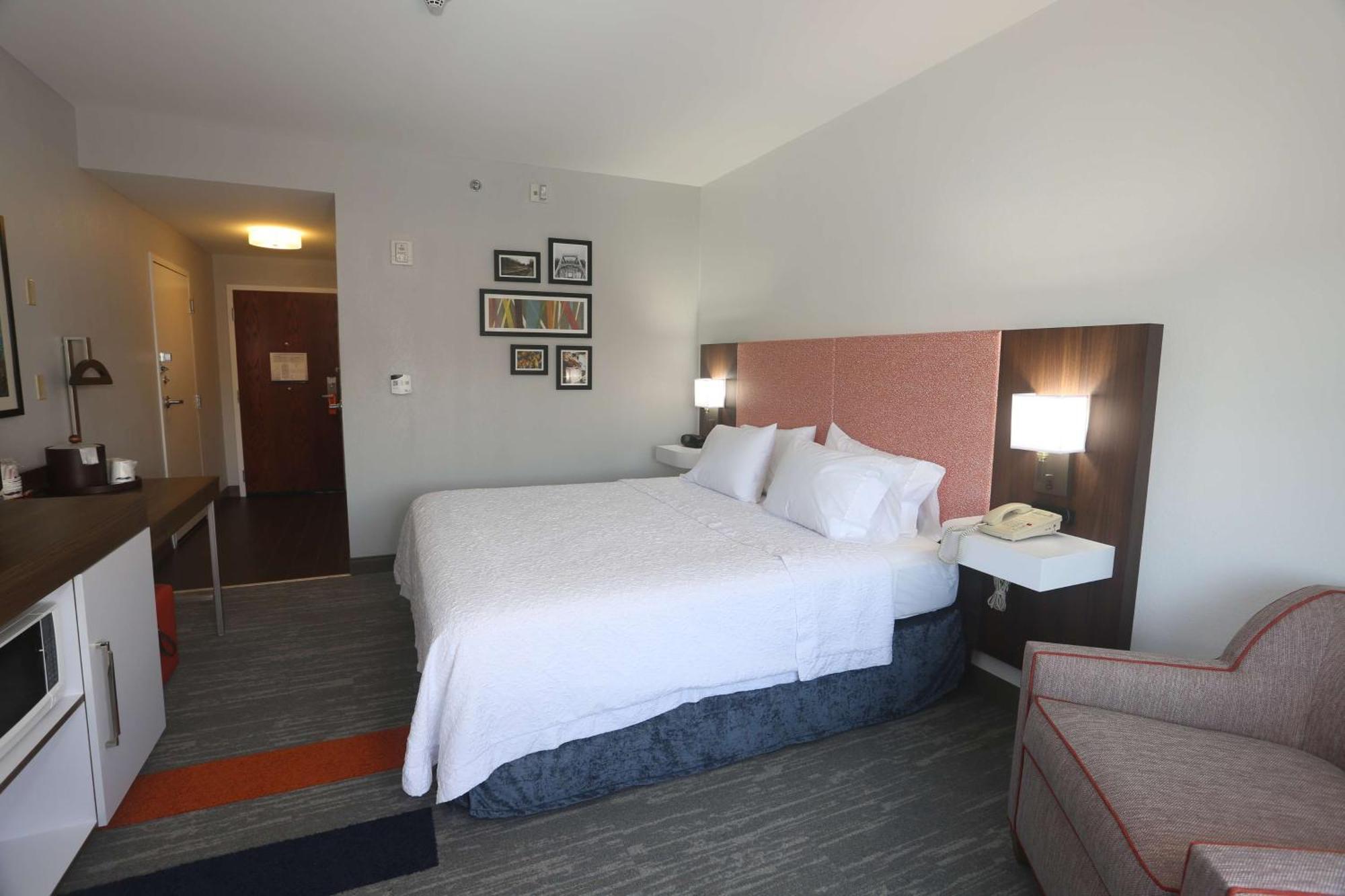 Hampton Inn Owego Kültér fotó